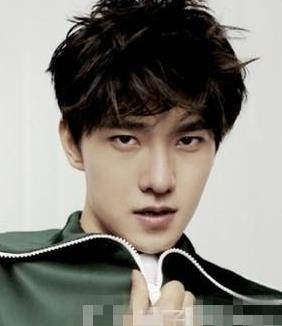 娱乐圈张艺兴爆料视频,独家爆料视频内容大揭秘 第2张 娱乐圈张艺兴爆料视频,独家爆料视频内容大揭秘 第2张